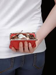 6 Signs Your Employees Are Cheating You in Expense Claims