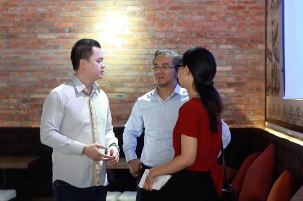 TRG Talk – Cloud: Why Cloud and How to enable Cloud? - Case study of U23 Vietnam